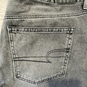 SOLD**American Eagle High- Rise Girlfriend Jeans